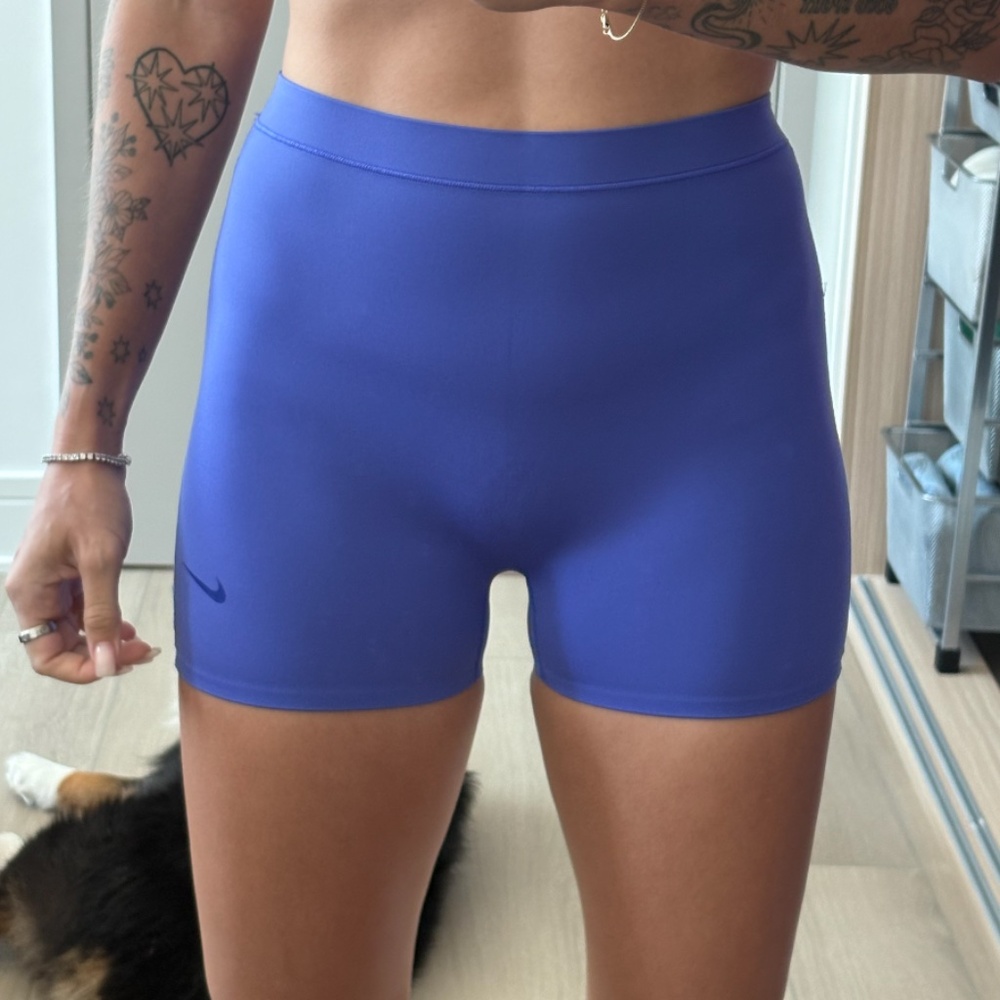 Nike Form Women's Boyshort in Blue size Small Like New